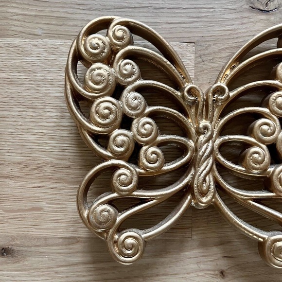 Pair of Vintage Burwood Gold Scroll Butterflies Wall Decor Hippie #2146 - Picture 4 of 8
